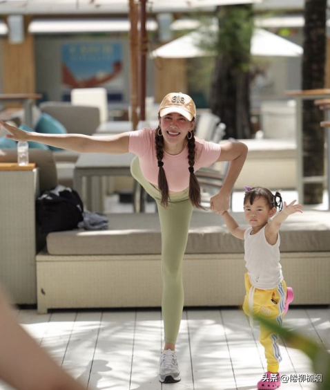 泰星Janie：我已经41岁了，不想再生孩子了，一个女儿已经很累了