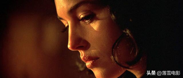 只是大尺度?那你太小看《西西里的美丽传说》了!