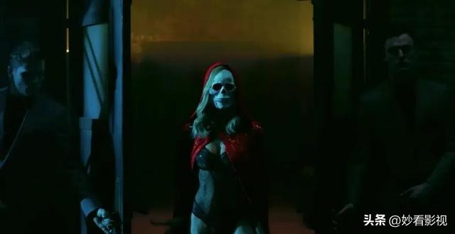 现代社会的哥特恐怖——《厄舍府的崩塌》