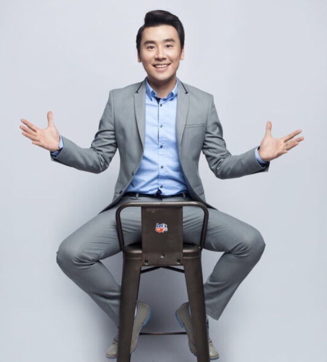 知名主持人马可，追梦路上有艰辛，成名娶同行妻子生一女幸福美满