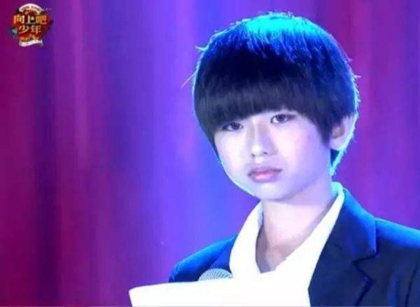 这节目是不是有毒？淘汰的蔡徐坤和王俊凯火了，冠军却销声匿迹