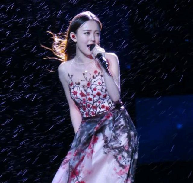 《乘风2023》第四期，汪小敏一句话引争议，火不起来总是有原因的