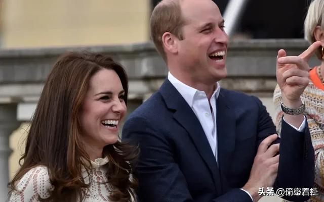 心塞了!凯特卫冕照片被公布,气质高雅无与伦比,形象秒杀卡米拉