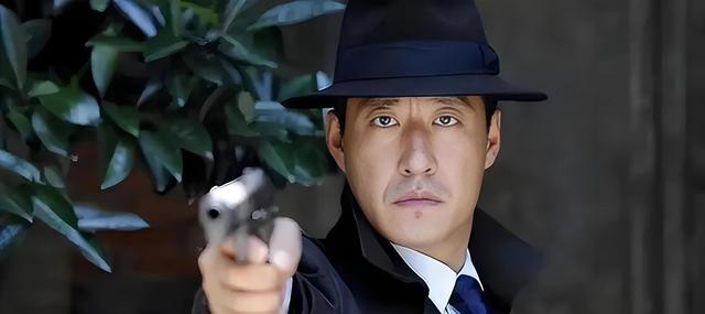 太意外了！于震主演了33部谍战剧，为何一部没火！你怎么看？