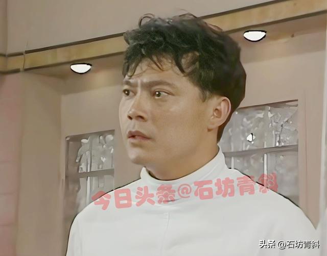 新加坡初代偶像王玉清,反复回电视台,离婚三次,两个孩子的爹