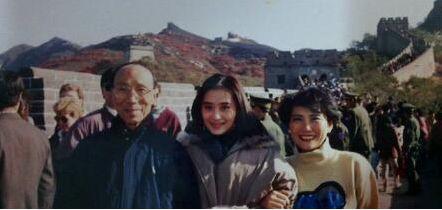 让百亿富豪折腰的陈德容:3任男友爱她痴狂,嫁给同学后坚持丁克