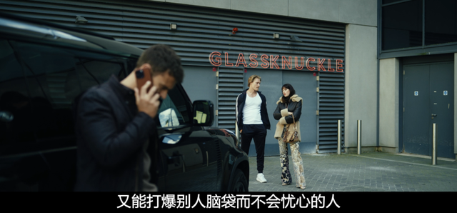 拍西装暴徒，还得看这位「鬼才」导演