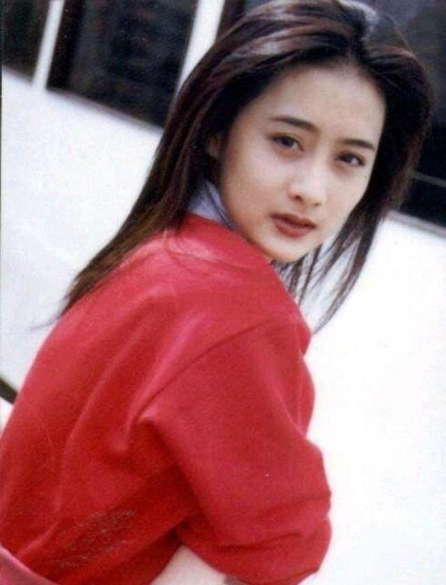 让百亿富豪折腰的陈德容:3任男友爱她痴狂,嫁给同学后坚持丁克