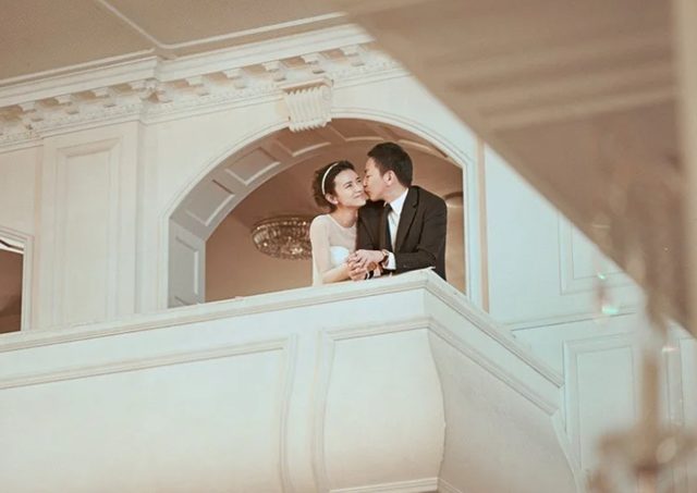 大马美女主持官宣生娃!与电视台高管相爱十年,早产宝宝性别神秘