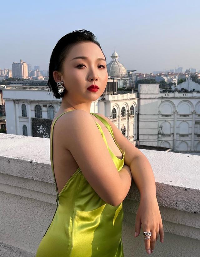 想不到2月没过半，拎不清的辣目洋子，就让观众“眼前一黑”