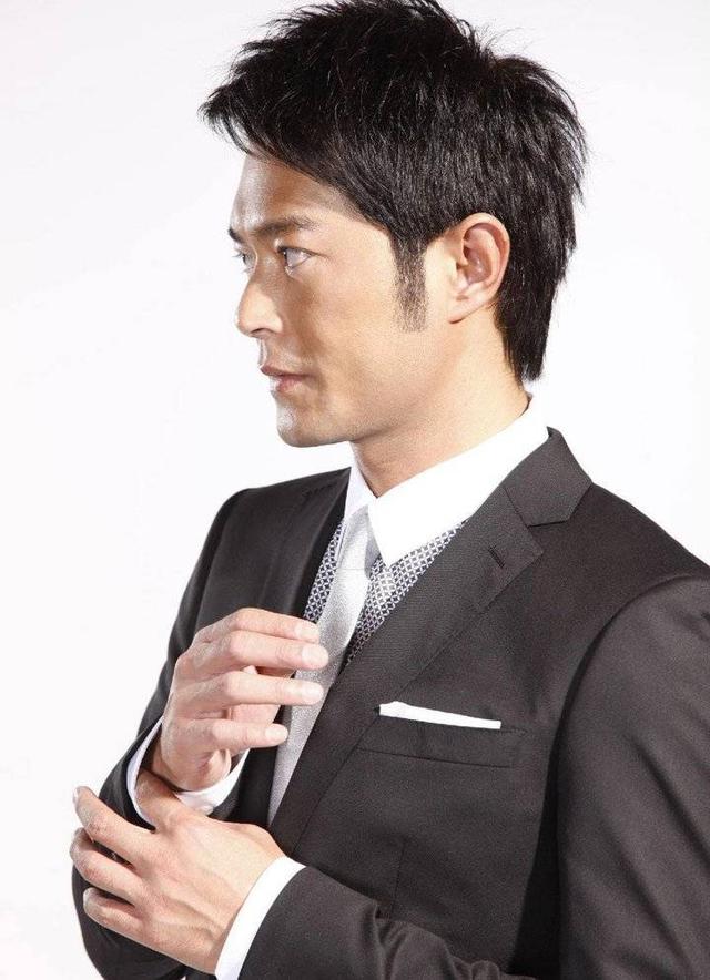 像“古校长”一样纯粹,做个捐建学校的演技派