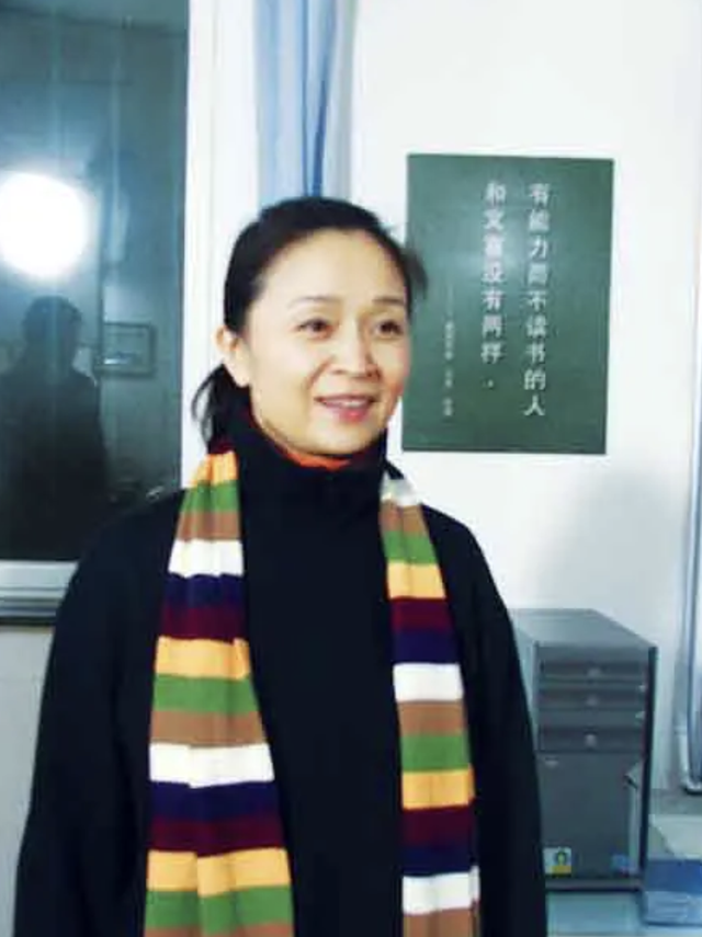 刘莉莉:性格内向不说话,相亲结婚成贤妻,她是演员的榜样