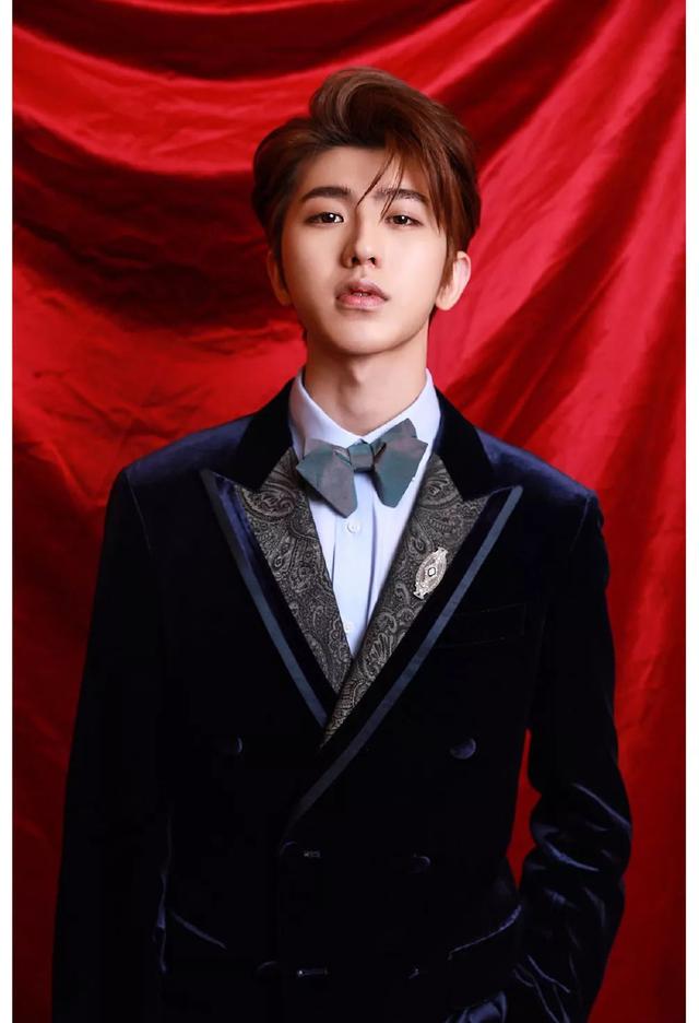 南都娱乐2018十大人物·蔡徐坤 强势人气，顶级流量