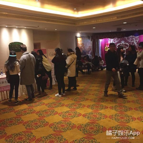 韩国SM全球选秀现场大揭秘:95后表示,00后你们太敢了!