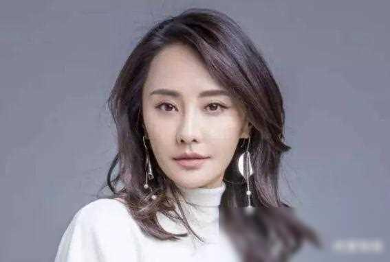 云南盛产美女!来自云南的20位女星,个个如花似玉,婀娜多姿