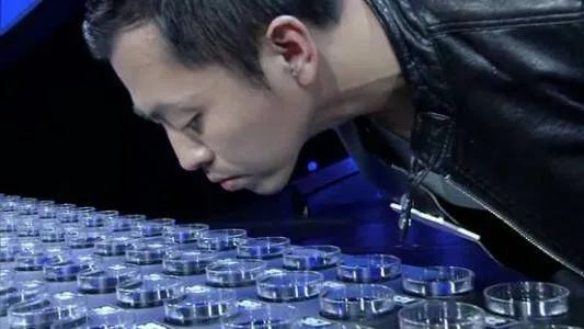 节目上“微观辨水”的王昱珩，协助警方成功破案，后来怎样了？