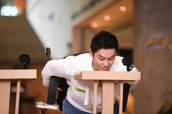 《奔跑吧9》今晚欢乐开播!跑男团开启职场历险,全员上演“花式摸鱼”