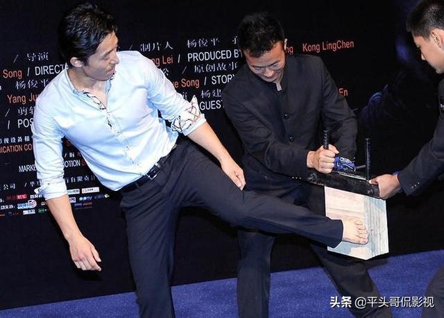 “武痴”岳松，成就不高调性高，与“功夫巨星”的差距在哪里？