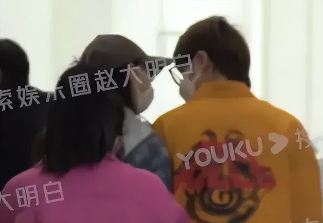 韩东君现身与神秘女友看房,疑似恋情正式确立!