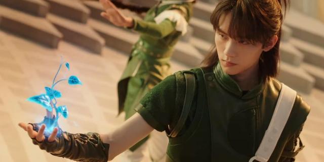 斗罗大陆2：真人版官宣，张予曦小舞穿吊带裙，朱竹清好漂亮！