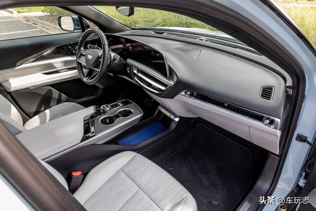 2024款凯迪拉克锐歌Lyriq评测:美观豪华,质感欠佳