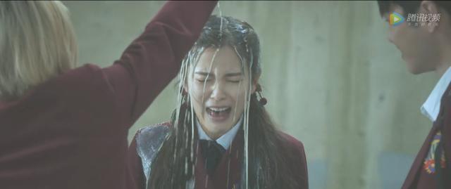 《悲伤逆流成河》原著：一连串偶然的因，结出了一个必然的果