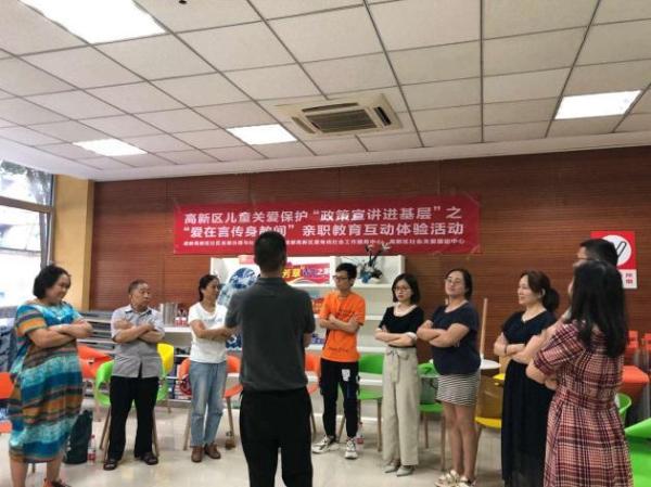 不是在最好的时光遇见你，而是遇见你才是最好的时光