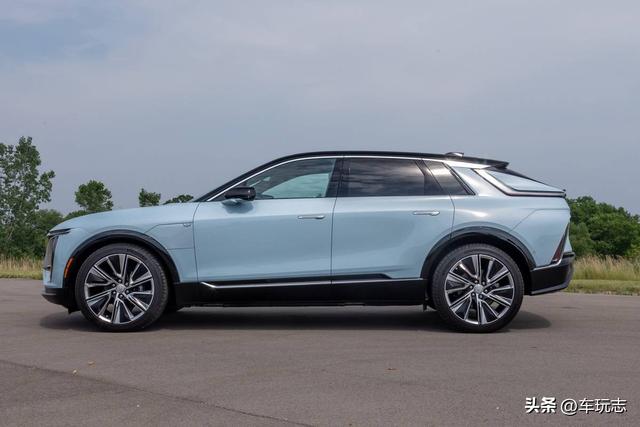 2024款凯迪拉克锐歌Lyriq评测:美观豪华,质感欠佳