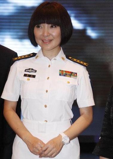 2013年，陈红老公出轨沈星，被抓后喊冤：她花了我一千万