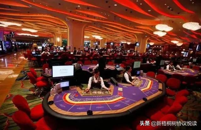 澳门江湖，八十年代是摩顶平，六七十年代是马交冯与猪嘴洪