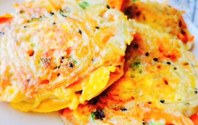 杜淳“蛋饺肉丝”火了后,我用鸡蛋做出了更简单美味早餐