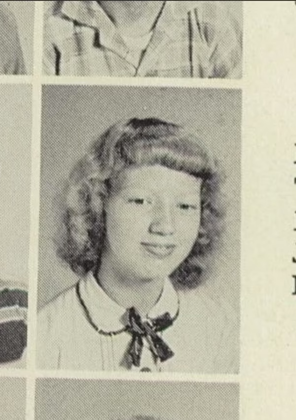 美国家族乱伦三代：近亲结合导致后代残障，无法说话只能犬吠