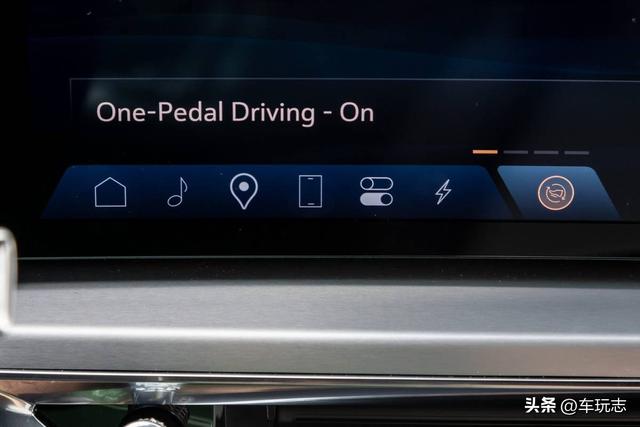 2024款凯迪拉克锐歌Lyriq评测:美观豪华,质感欠佳