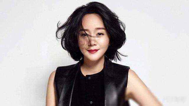 云南盛产美女!来自云南的20位女星,个个如花似玉,婀娜多姿