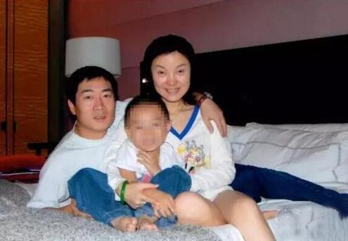 2013年，陈红老公出轨沈星，被抓后喊冤：她花了我一千万