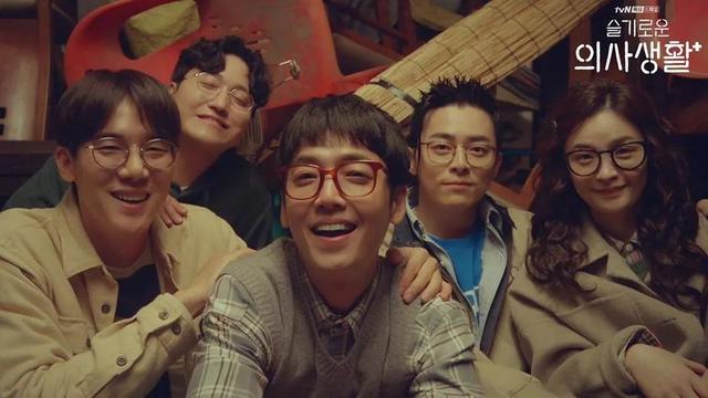 神剧就是神剧,一回归又是9.8分