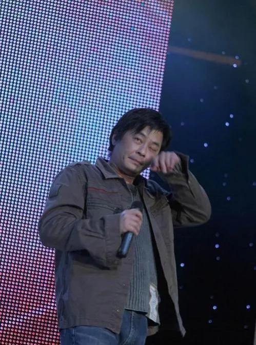 王杰：60岁的我一无所有，遭人陷害妻离子散，庆幸还有粉丝喜欢我