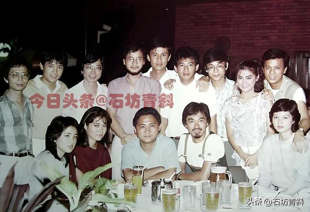 新加坡初代偶像王玉清,反复回电视台,离婚三次,两个孩子的爹