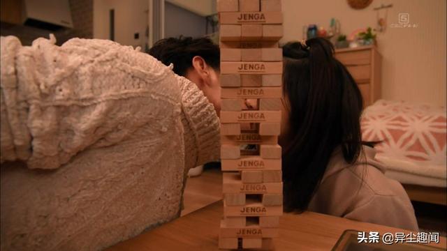 日剧票选「十大最心动吻戏场景」，高难度接吻甜到掉牙