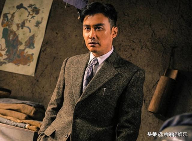 谍战剧《特殊争夺》靳东、姚安濂上演正反派巅峰对决，值得一看