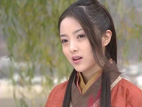 神似赵丽颖、气质不输李冰冰，少年包青天20年后，“庞飞燕”呢？