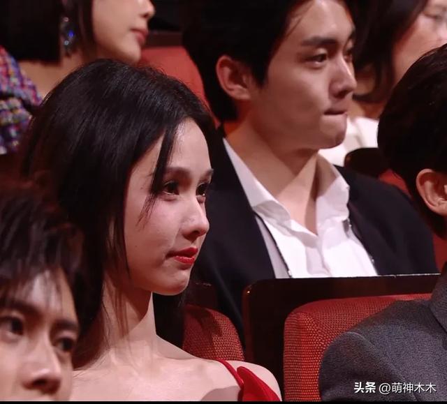 直播高清镜头下的明星！刘亦菲有了年龄感，关晓彤黑眼圈好明显