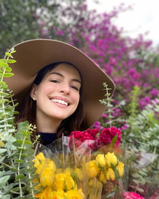 “人间尤物”安妮海瑟薇原来是个逗比？网友：哈哈哈一张嘴全破灭