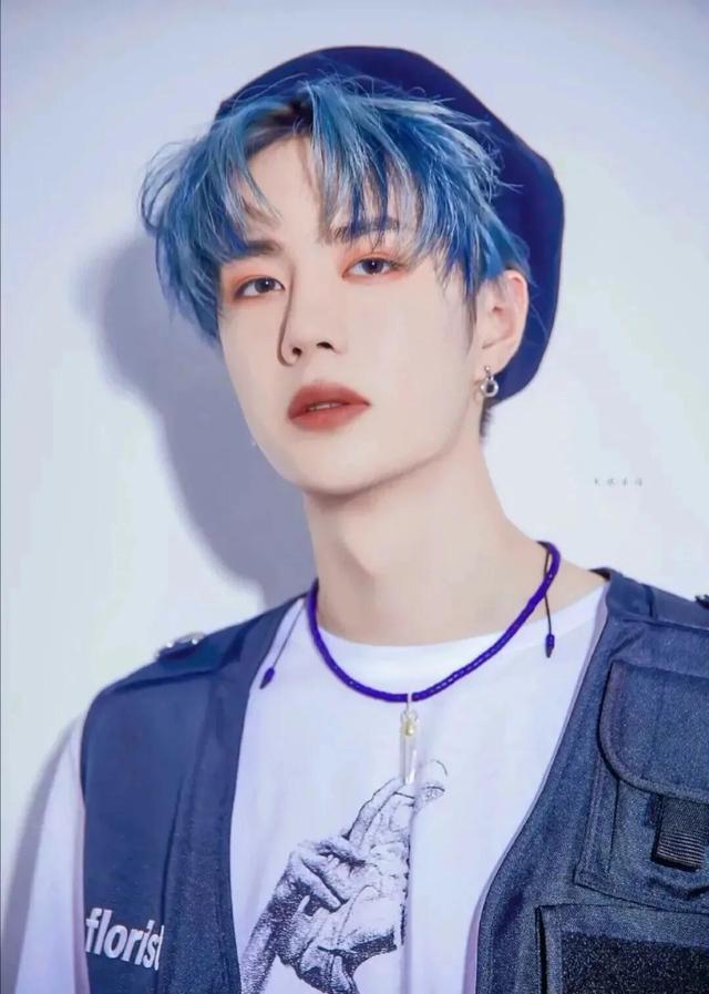 男明星蓝发造型你被谁惊艳了呢