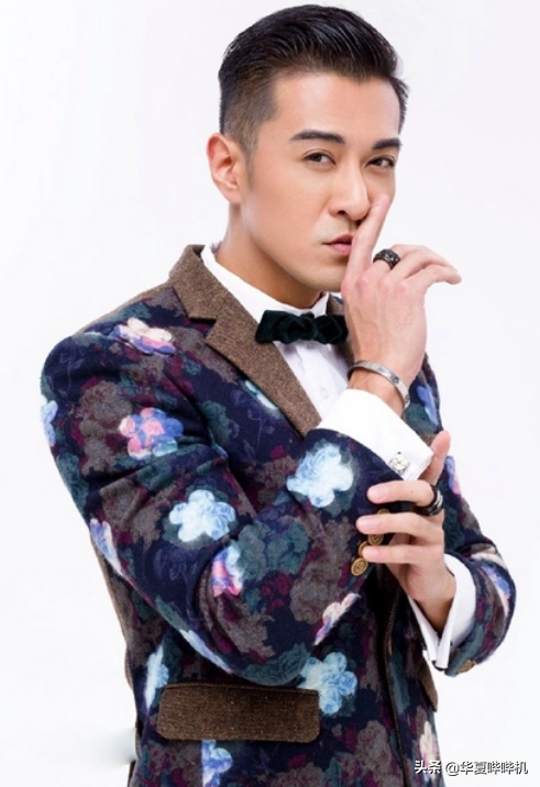 萧亚轩“又双叒叕”分手了，纵观17任鲜肉男友，谁才能俘获她的心