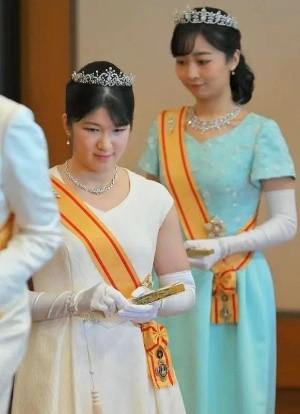 日本皇室最美公主：29岁佳子漂亮却小家子气，远不如爱子气场强大
