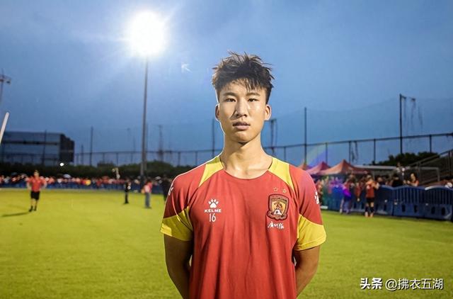 重庆铜梁龙誓将青春风暴进行到底！集齐七颗龙珠召唤中超！