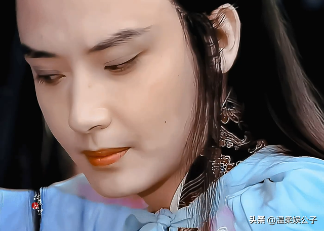 丹凤眼真的是最美眼型，这7位看一眼就再难忘，精致到骨子里