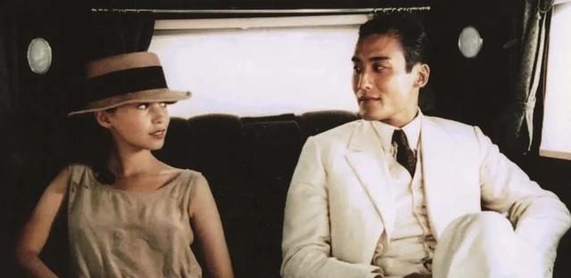 五部欧美限制级风情片，尺度拉满荷尔蒙爆棚，一口气看完太过瘾！