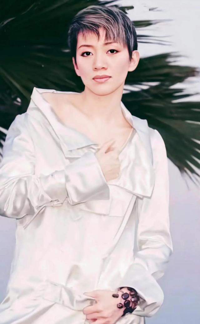 明星怀旧系列图片壁纸～梅艳芳